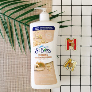 ST IVES BODY LOTION - SOOTHING BODY LOTION OATMEAL & SHEA BUTTER