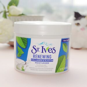 ST IVES RENEWING MOISTURIZER